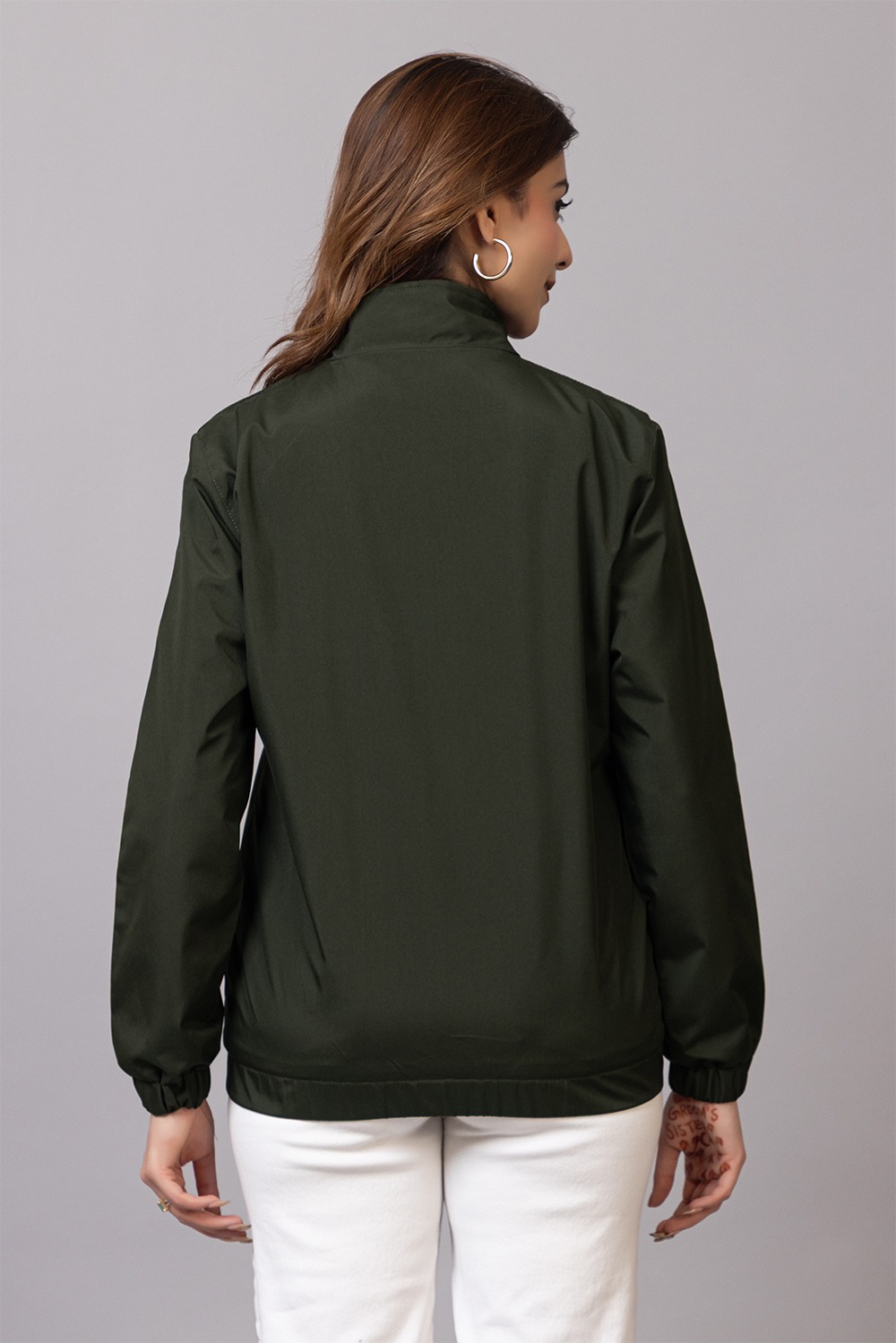 YAQR Women’s Regular Fit Windcheater Jacket Lightweight Windproof Polyester Jacket for Mild Winter Zipper Pockets, Elastic Hem & Easy Wash (3)